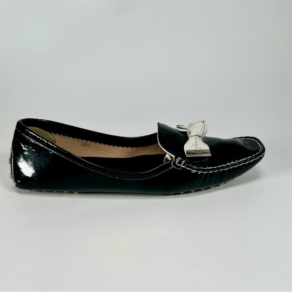 Tod's Women's Bilbao Black Patent Leather Loafers - Picture 7 of 12